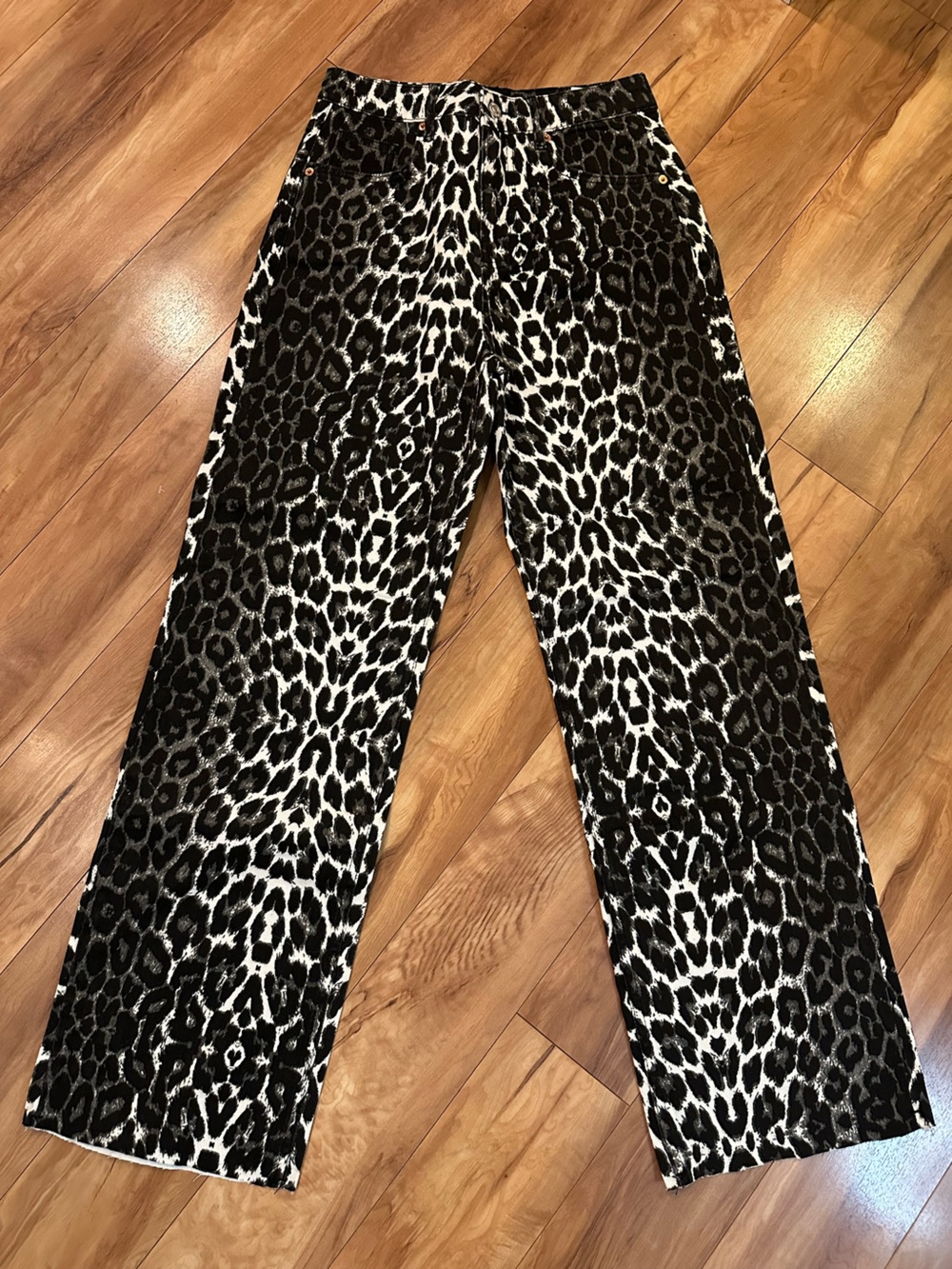 Zara Leopard Print Wide Leg Jeans US 6 EUR 38 NWOT